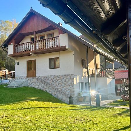 Cabana Baraj Apuseni Mountains Mihoesti Luaran gambar